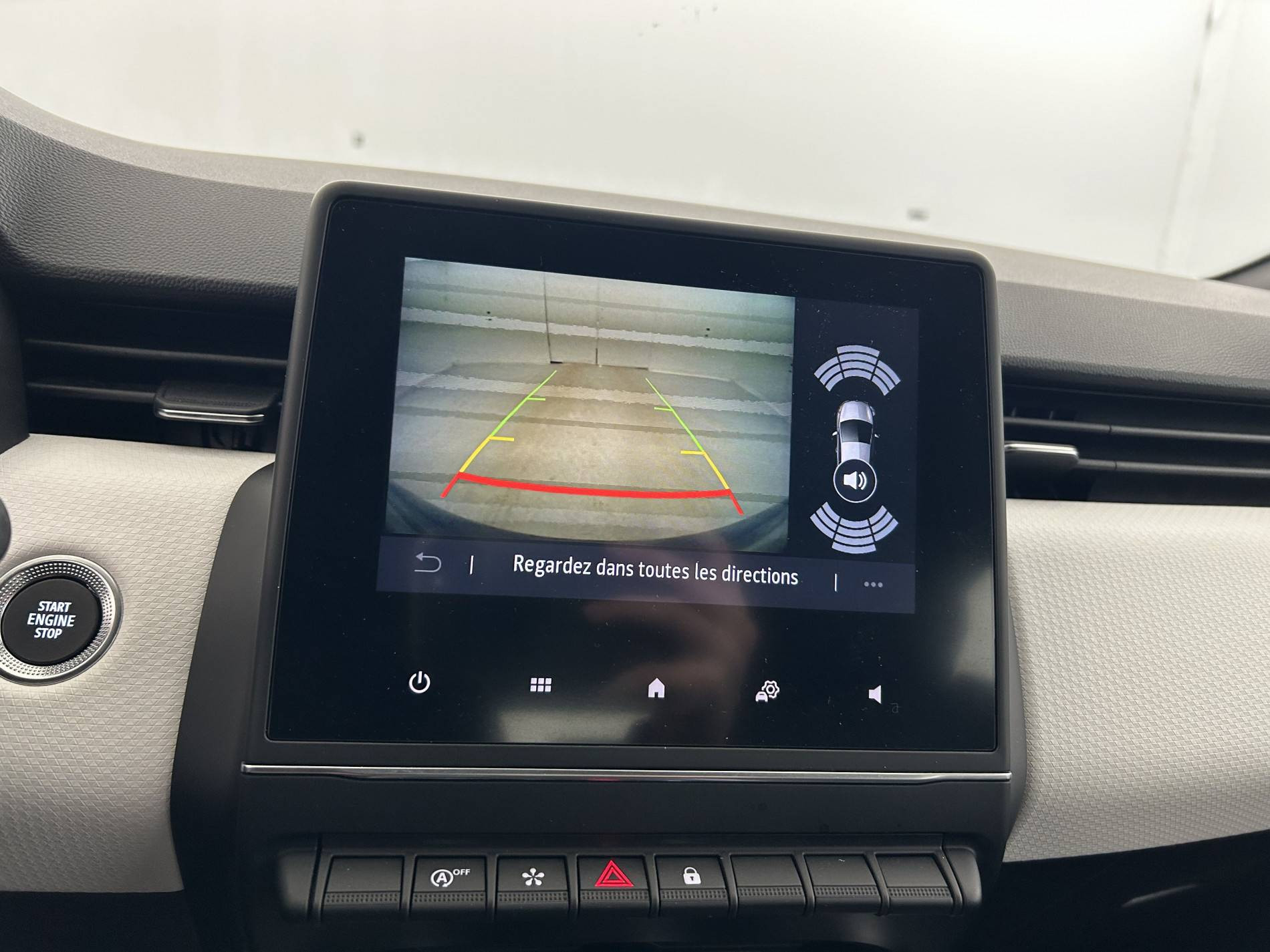 Vente en ligne Renault Clio 5 Clio TCe 90 - 21N au prix de 13 990 €