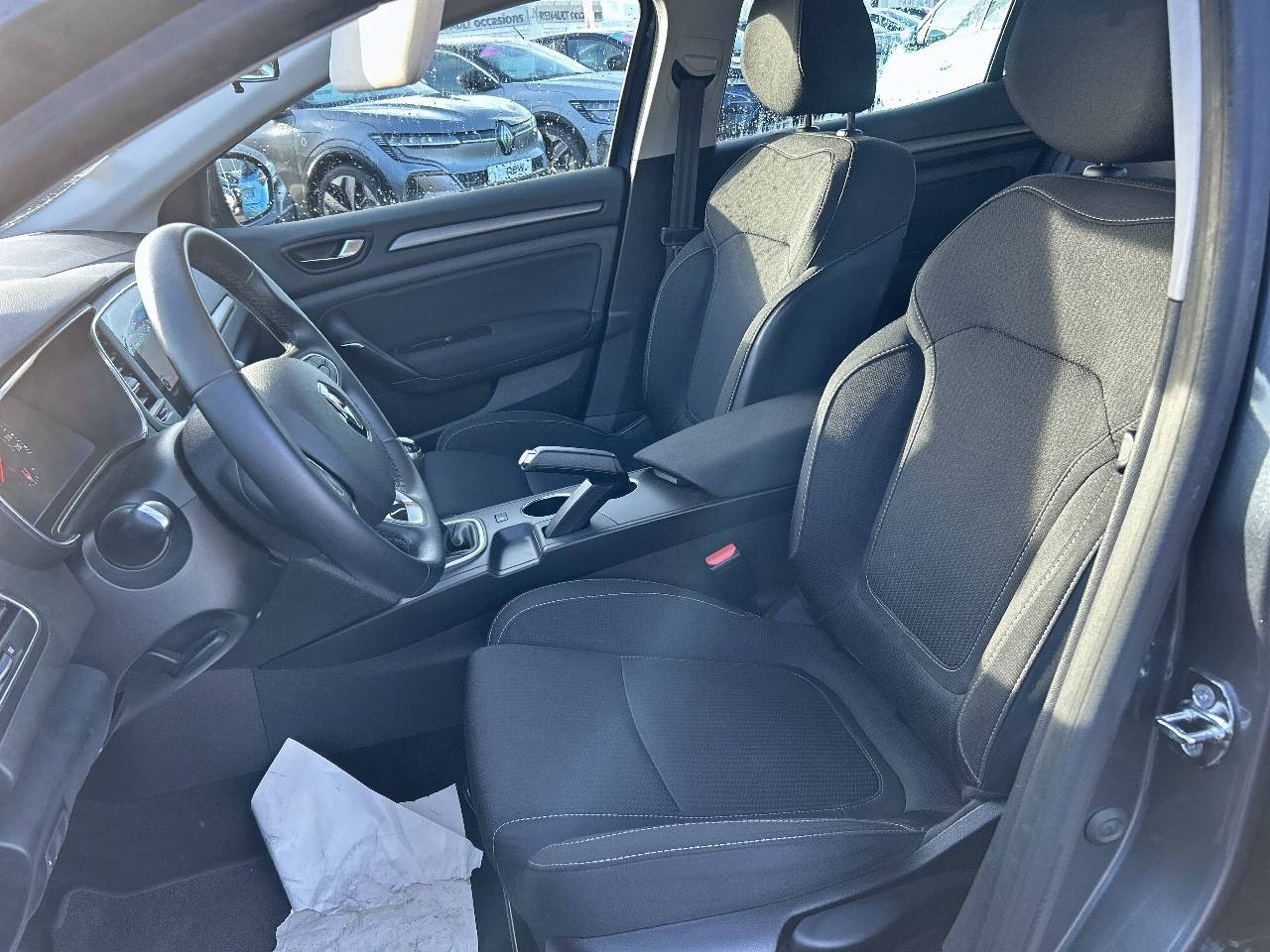 Vente en ligne Renault Megane 4 Mégane IV Berline Blue dCi 115 - 21N au prix de 15 990 €