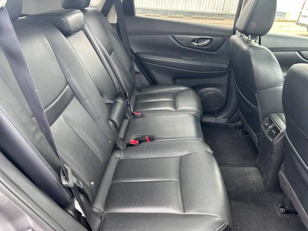 Vente en ligne Nissan X-Trail  1.6 dCi 130 7pl au prix de 15 990 €