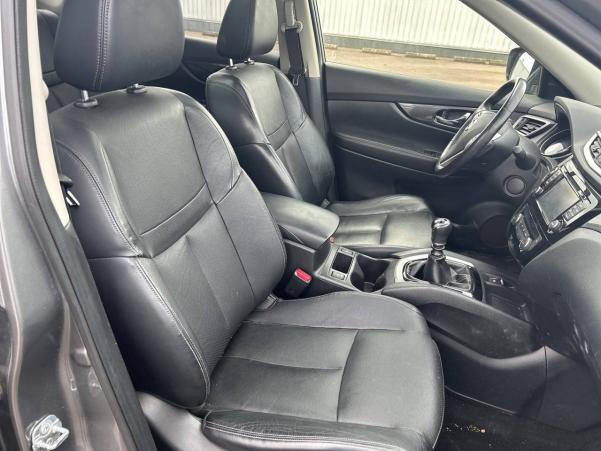 Vente en ligne Nissan X-Trail  1.6 dCi 130 7pl au prix de 15 990 €