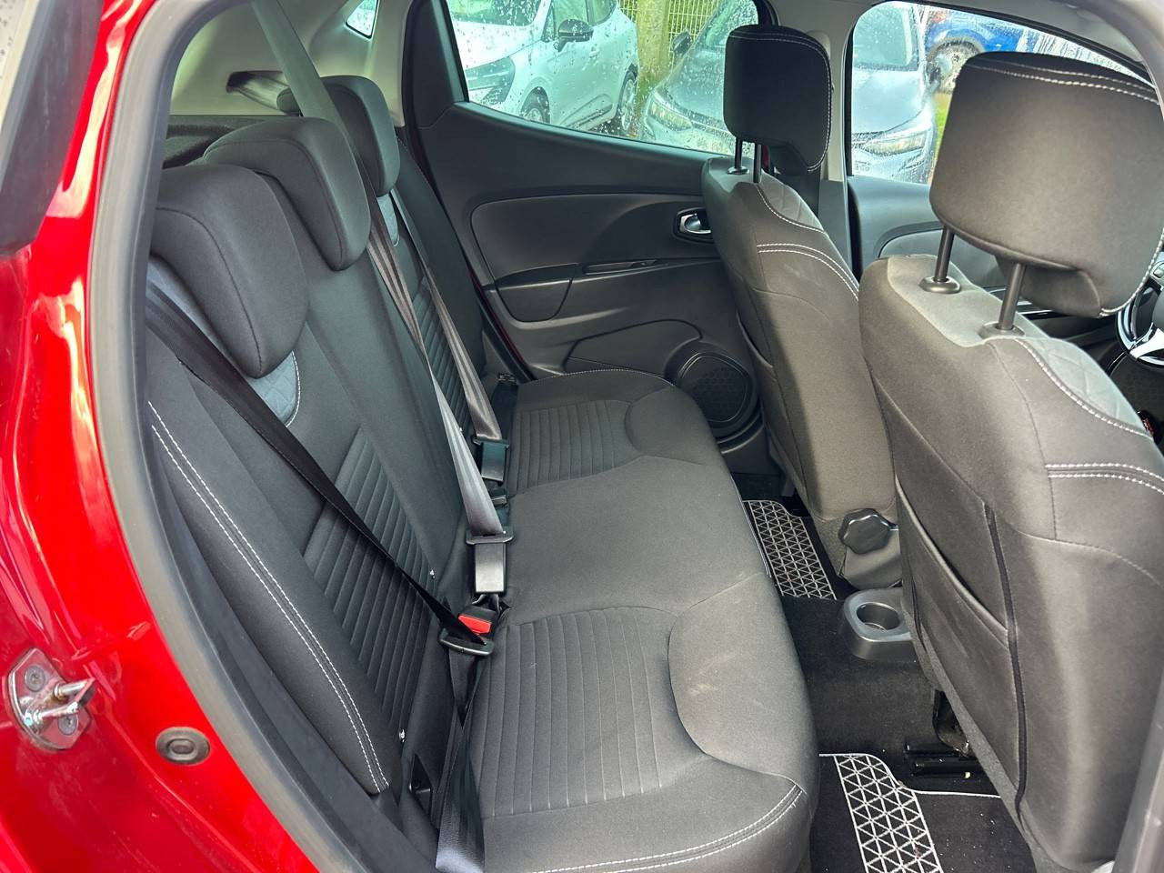 Vente en ligne Renault Clio 4  TCe 90 eco2 au prix de 9 590 €