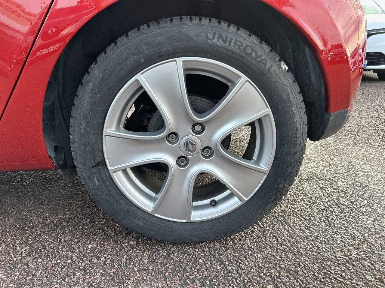 Vente en ligne Renault Clio 4  TCe 90 eco2 au prix de 9 590 €