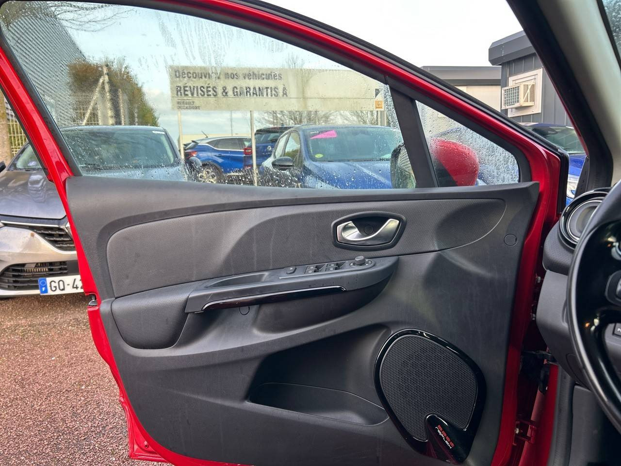 Vente en ligne Renault Clio 4  TCe 90 eco2 au prix de 9 590 €