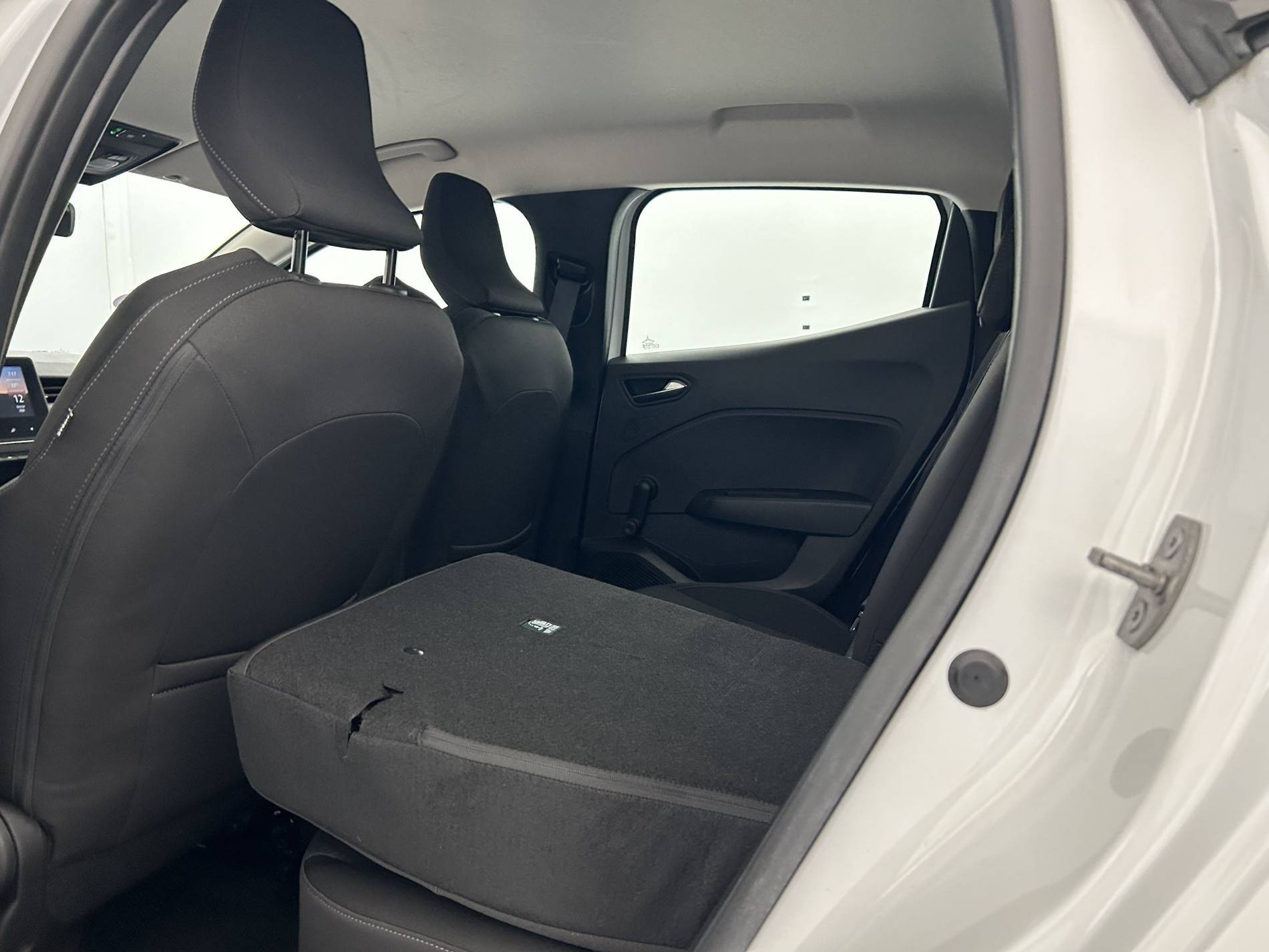 Vente en ligne Renault Clio 5 Clio TCe 90 au prix de 14 590 €