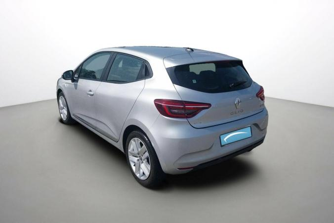 Vente en ligne Renault Clio 5 Clio E-Tech 140 - 21N au prix de 18 990 €