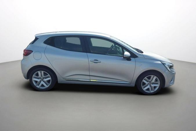 Vente en ligne Renault Clio 5 Clio E-Tech 140 - 21N au prix de 18 990 €