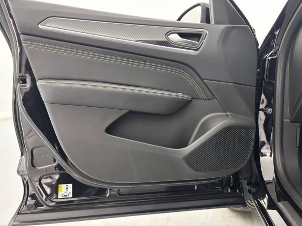 Vente en ligne Renault Arkana  E-Tech hybride 145 - 22 au prix de 24 990 €
