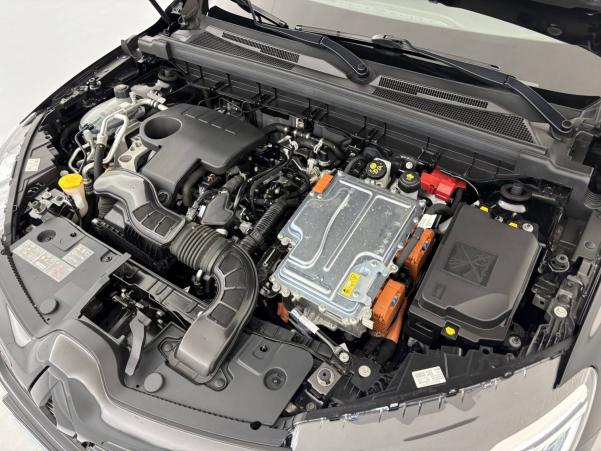 Vente en ligne Renault Arkana  E-Tech hybride 145 - 22 au prix de 24 990 €