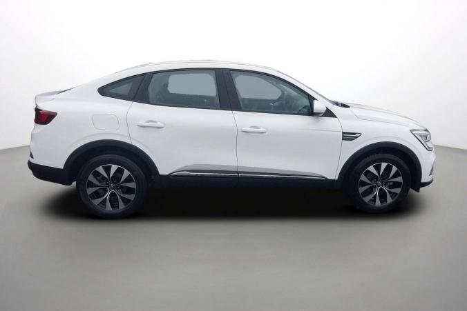 Vente en ligne Renault Arkana  E-Tech 145 au prix de 21 990 €