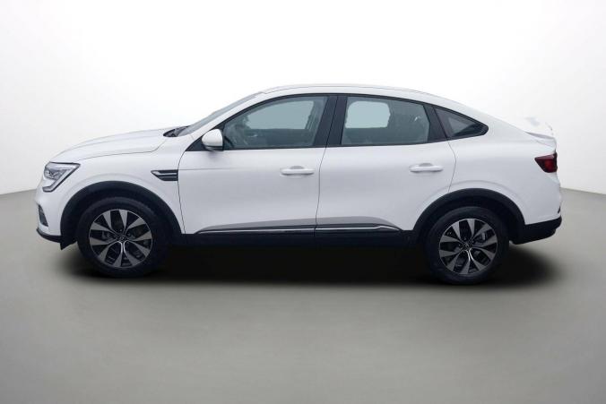 Vente en ligne Renault Arkana  E-Tech 145 au prix de 21 990 €