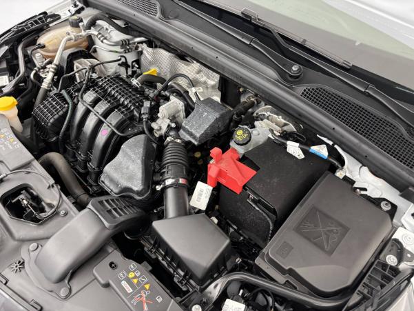 Vente en ligne Renault Clio 5 Clio SCe 65 au prix de 13 990 €