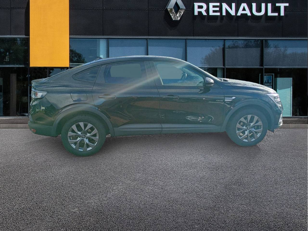 Vente en ligne Renault Arkana  TCe 140 EDC - 23 au prix de 21 790 €