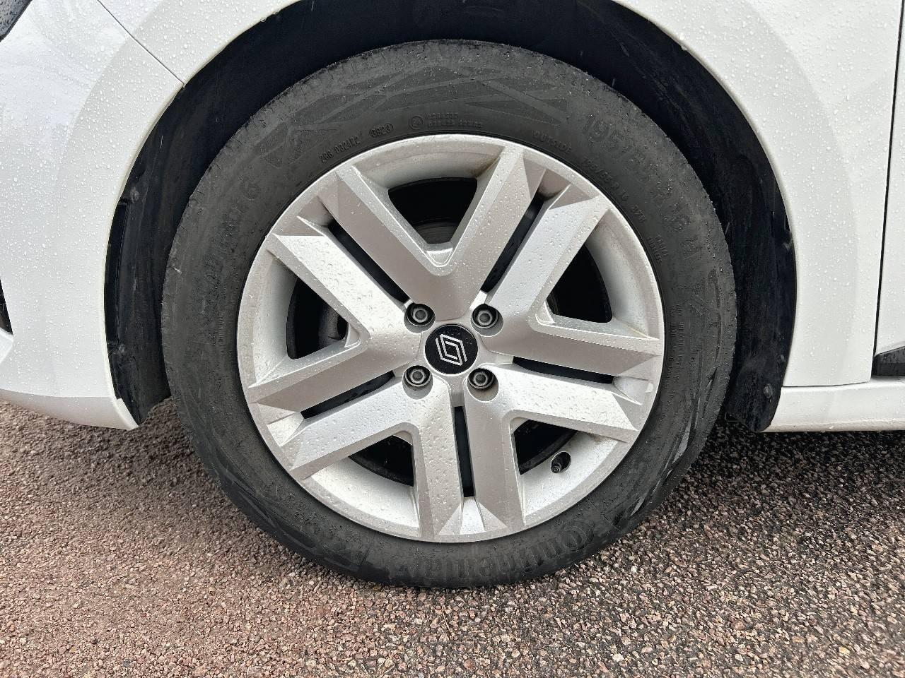 Vente en ligne Renault Clio 5 Clio SCe 65 au prix de 13 990 €