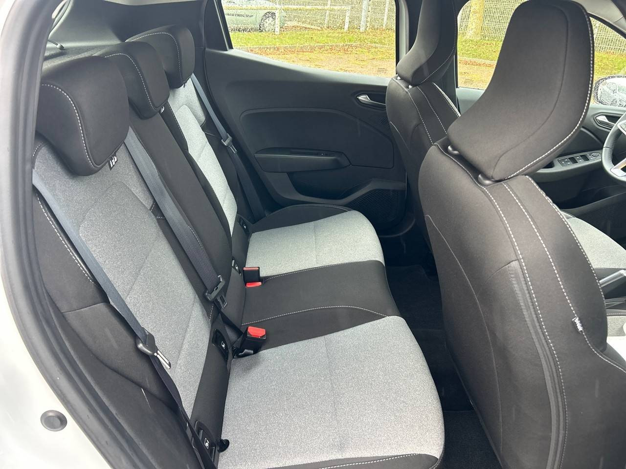 Vente en ligne Renault Clio 5 Clio SCe 65 au prix de 13 990 €