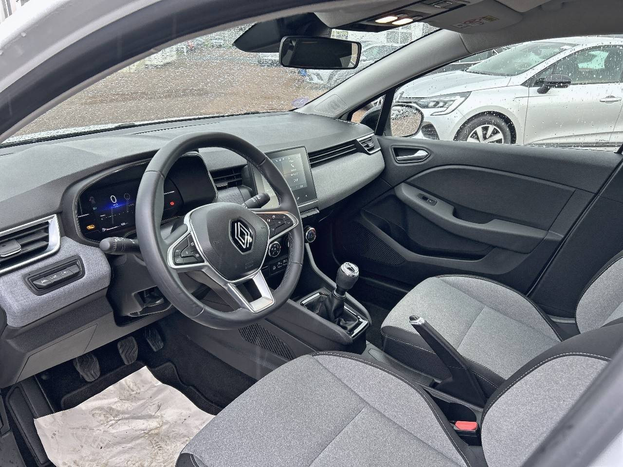 Vente en ligne Renault Clio 5 Clio SCe 65 au prix de 13 990 €