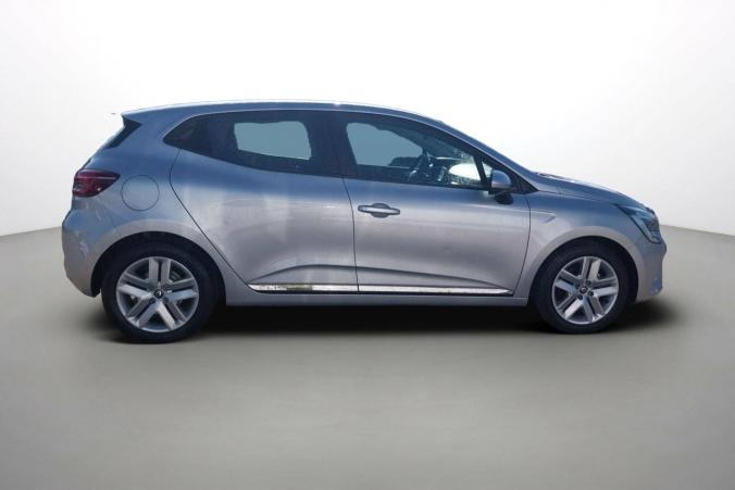 Vente en ligne Renault Clio 5 Clio E-Tech 140 - 21 au prix de 13 790 €