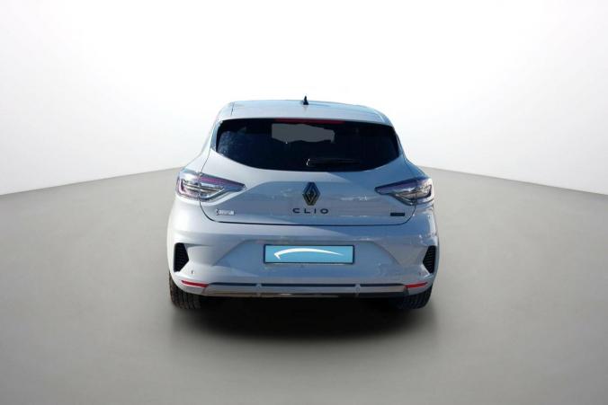 Vente en ligne Renault Clio 5 Clio E-Tech full hybrid 145 au prix de 22 990 €