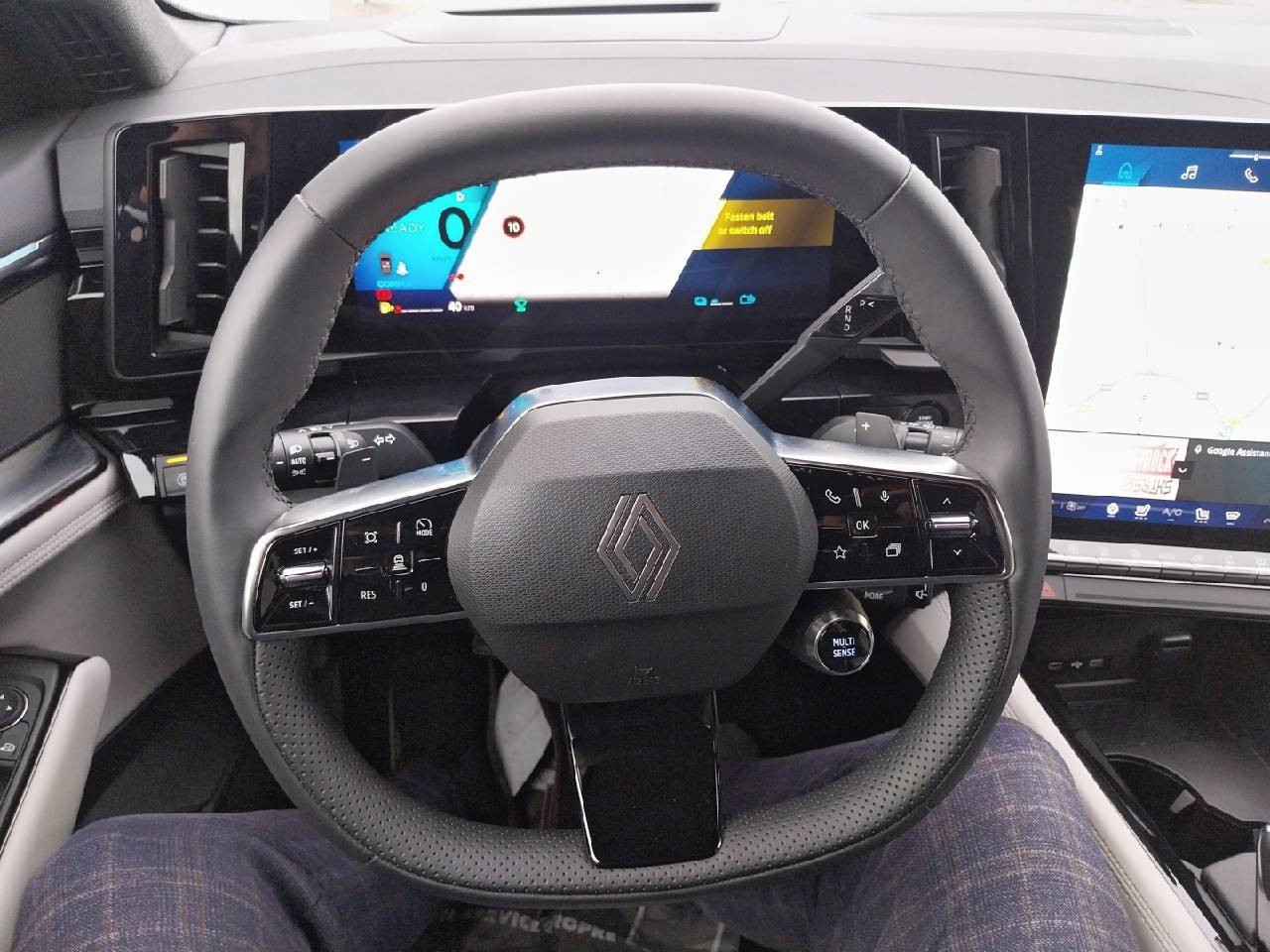 Vente en ligne Renault Espace Espace E-Tech full hybrid 200 GSR2 au prix de 39 590 €