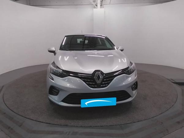 Vente en ligne Renault Clio 5 Clio E-Tech 140 - 21N au prix de 17 990 €