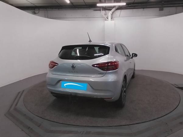 Vente en ligne Renault Clio 5 Clio E-Tech 140 - 21N au prix de 17 990 €