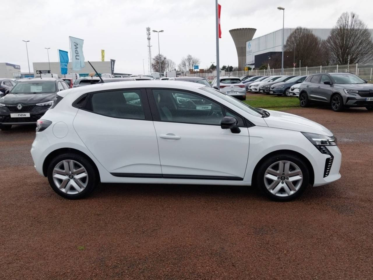 Vente en ligne Renault Clio 5 Clio TCe 90 au prix de 15 990 €