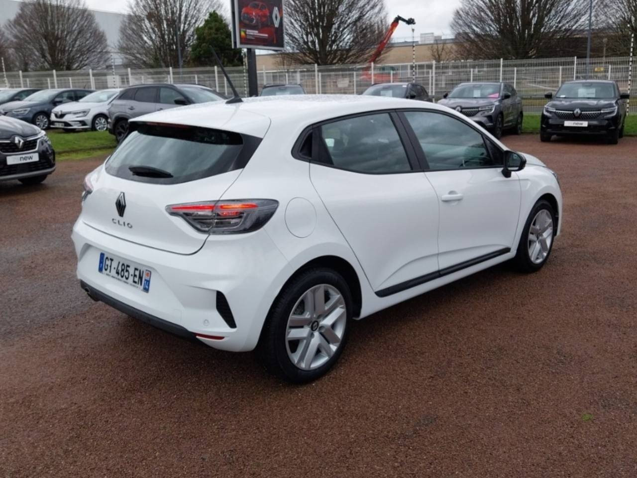 Vente en ligne Renault Clio 5 Clio TCe 90 au prix de 15 990 €