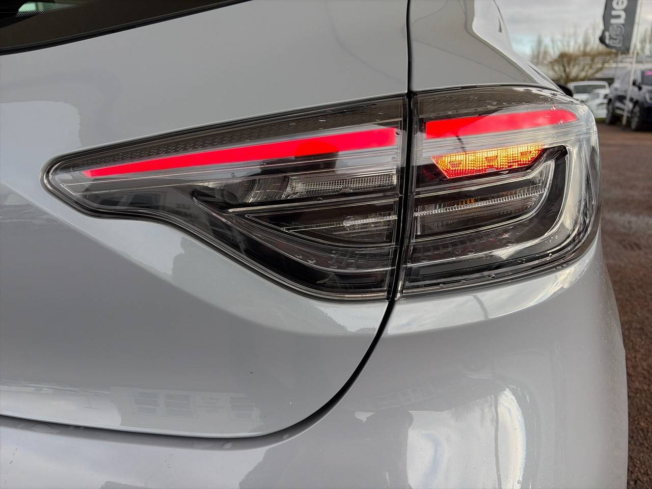 Vente en ligne Renault Clio 5 Clio TCe 90 au prix de 15 990 €