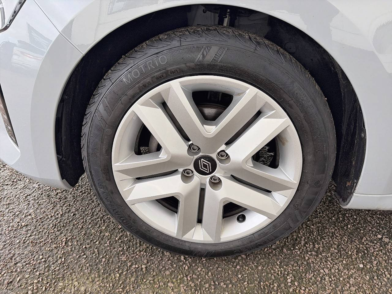 Vente en ligne Renault Clio 5 Clio TCe 90 au prix de 15 990 €