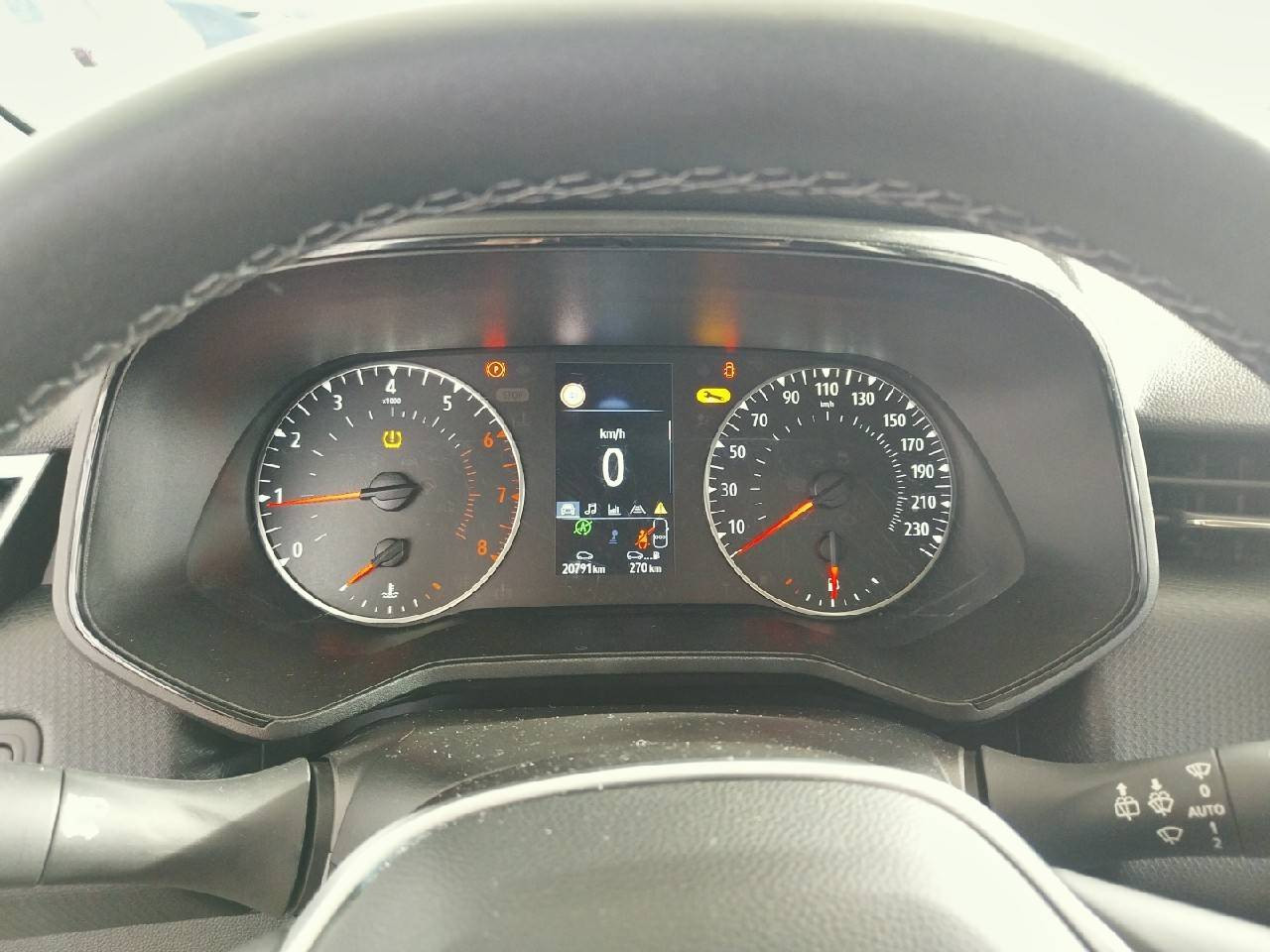 Vente en ligne Renault Clio 5 Clio TCe 90 au prix de 14 790 €