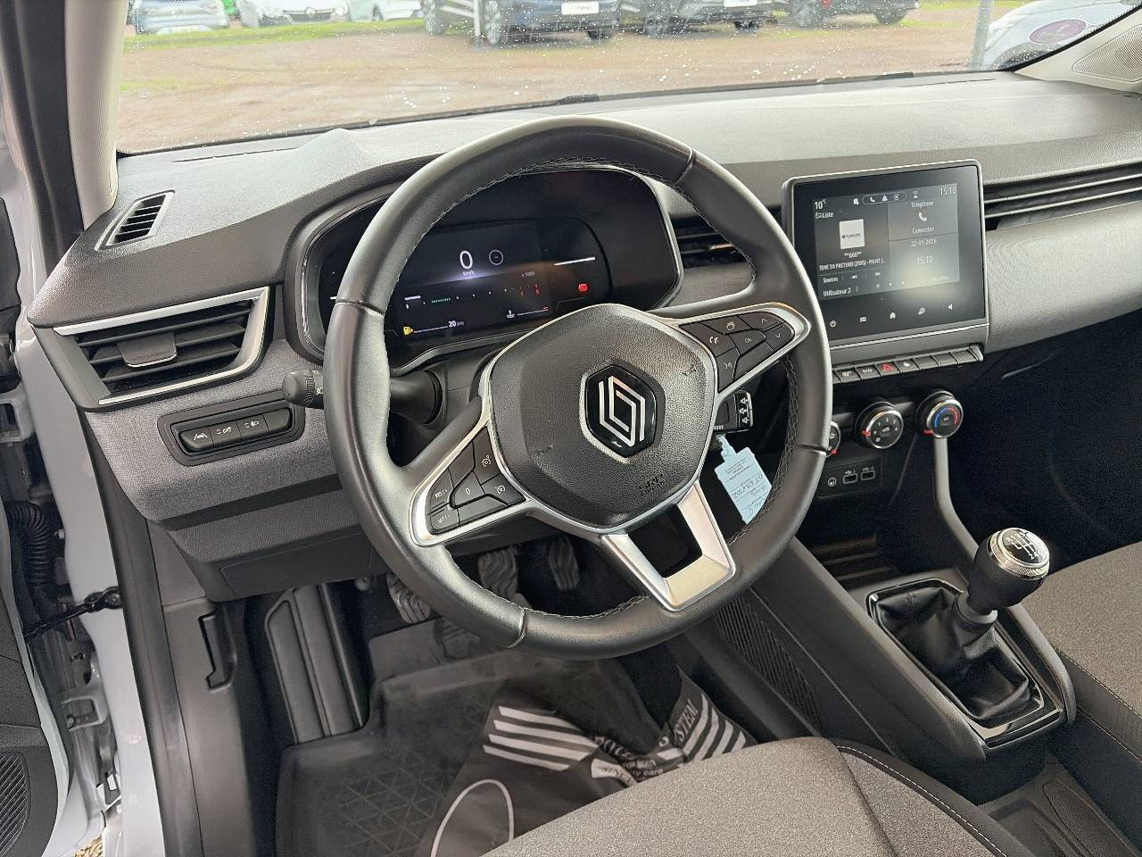 Vente en ligne Renault Clio 5 Clio TCe 90 au prix de 15 990 €