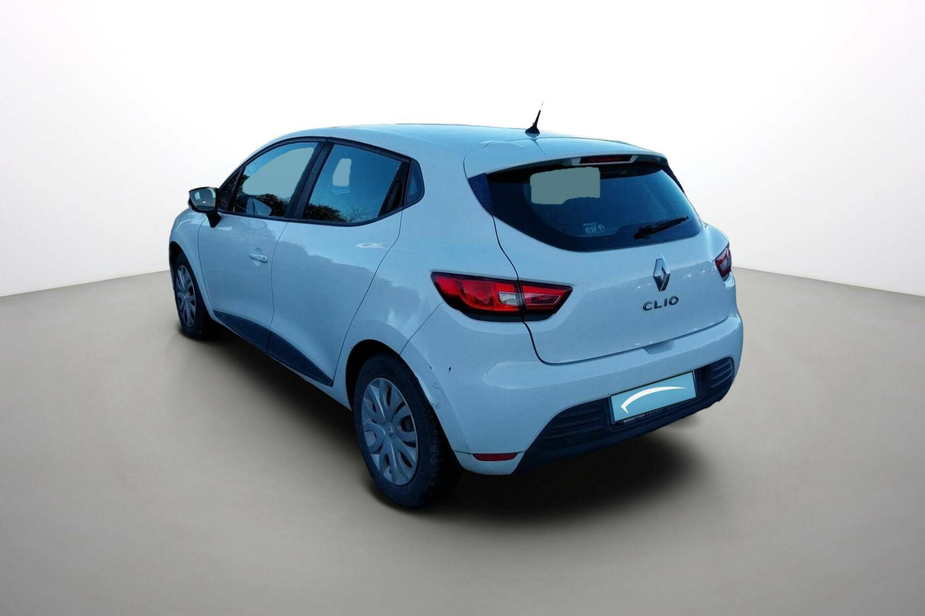 Vente en ligne Renault Clio 4 Clio 1.2 16V 75 au prix de 9 790 €