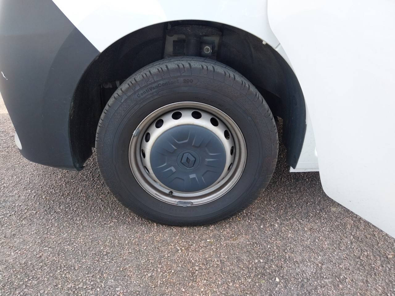 Vente en ligne Renault Master Fourgon MASTER FGN TRAC F3500 L2H2 BLUE DCI 135 au prix de 26 490 €