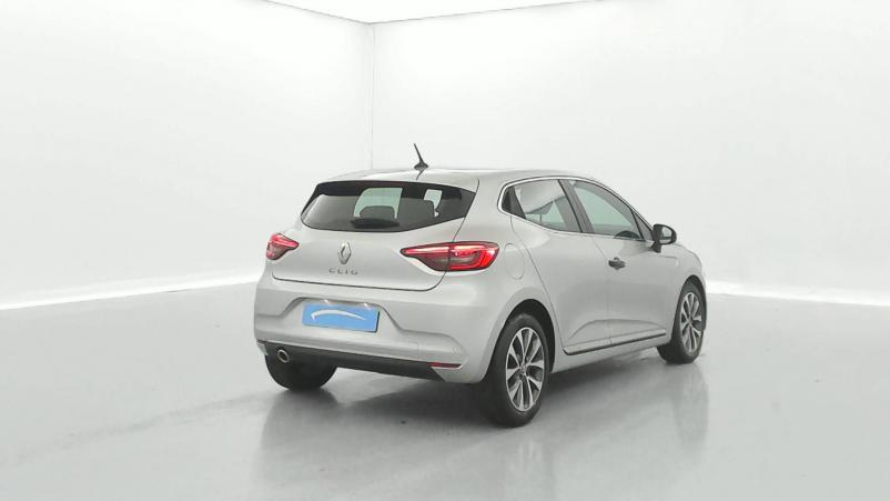 Vente en ligne Renault Clio 5 Clio TCe 90 - 21 au prix de 14 990 €