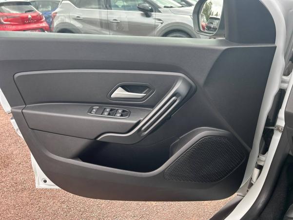 Vente en ligne Dacia Duster  ECO-G 100 4x2 au prix de 18 490 €
