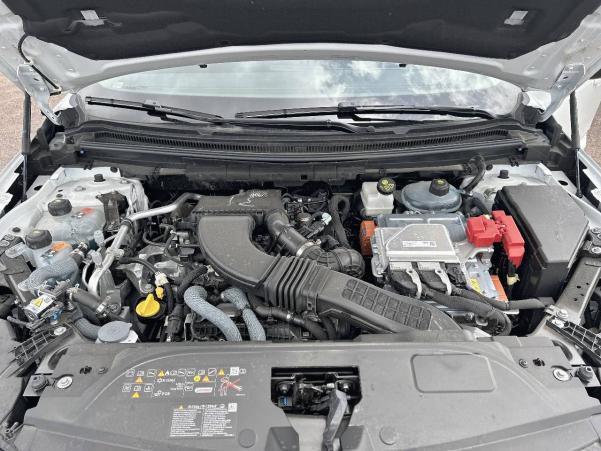 Vente en ligne Renault Austral  E-Tech hybrid 200 au prix de 35 990 €