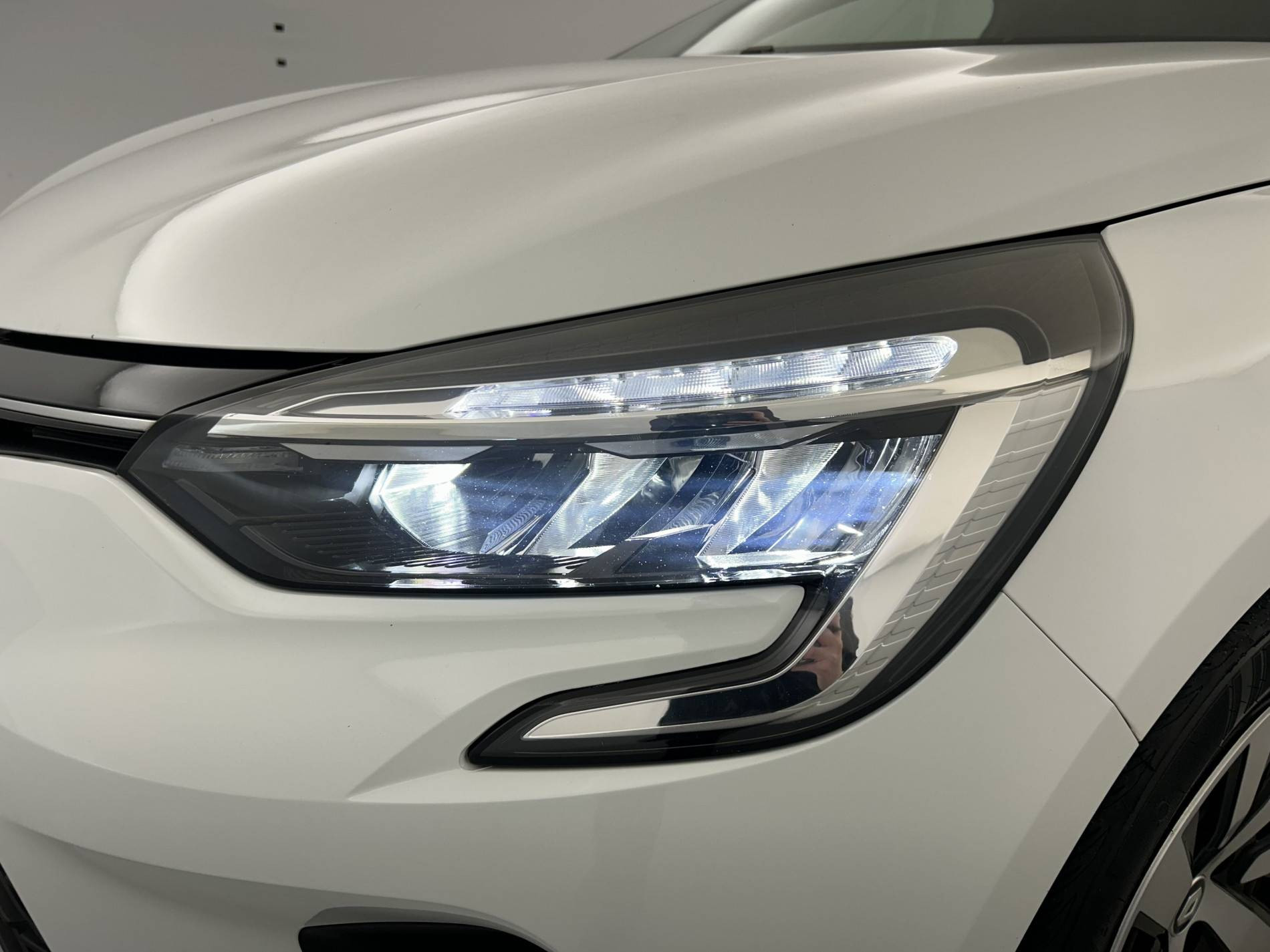 Vente en ligne Renault Clio 5 Clio TCe 90 au prix de 14 290 €