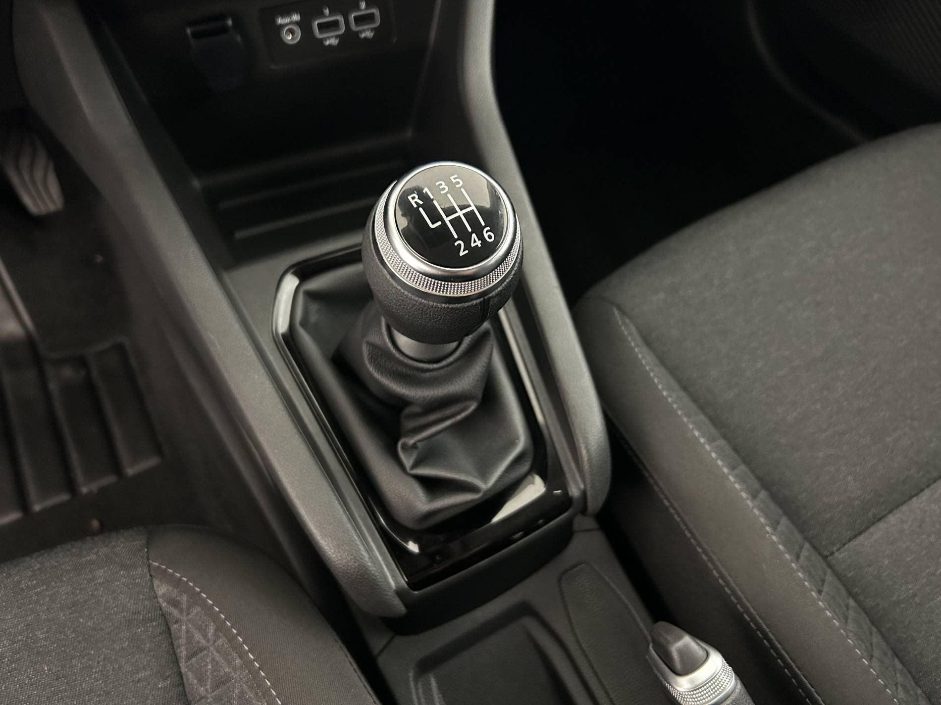 Vente en ligne Renault Clio 5 Clio TCe 90 au prix de 14 290 €