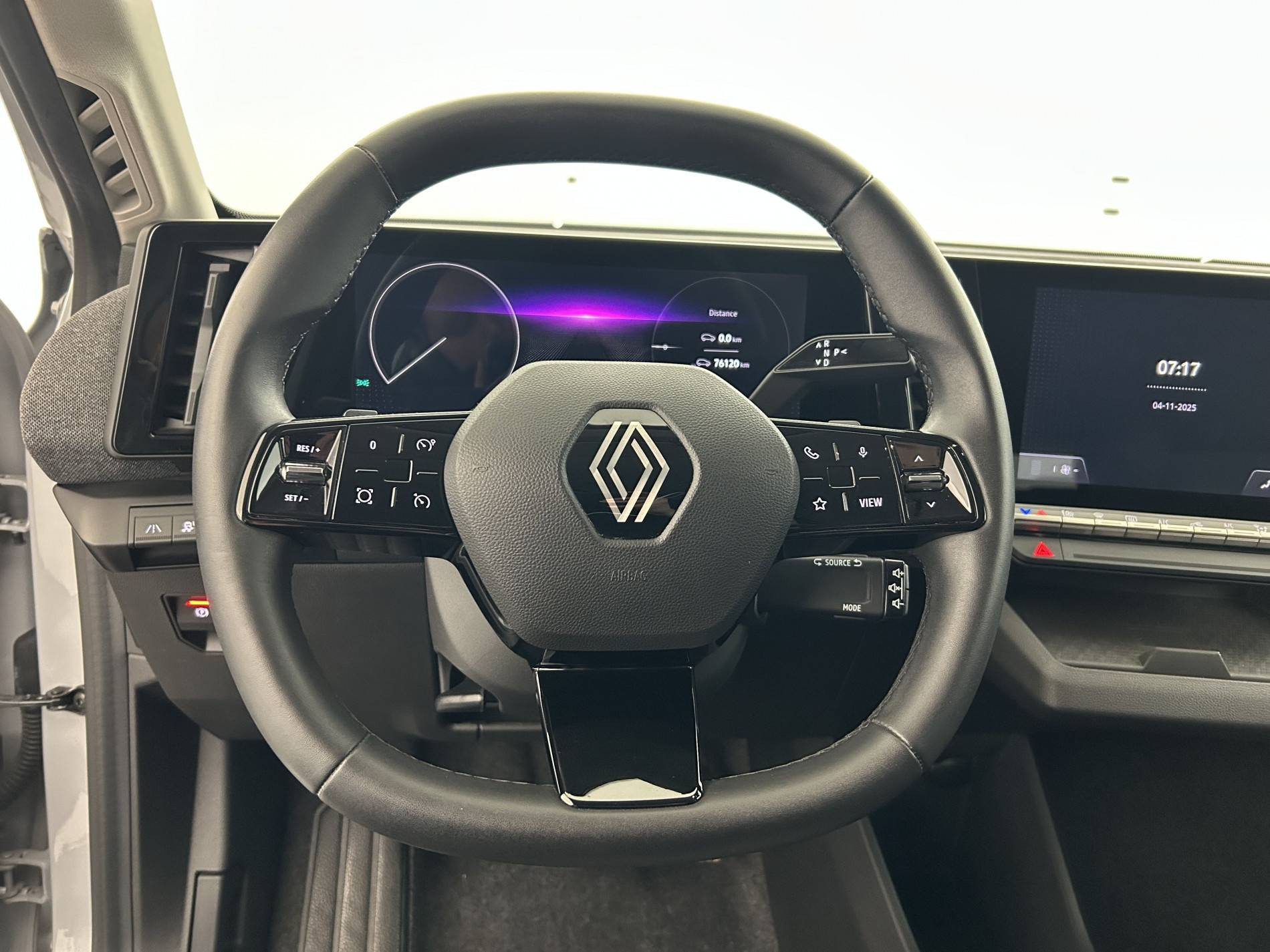 Vente en ligne Renault Megane E-Tech  EV60 220 ch super charge au prix de 19 990 €