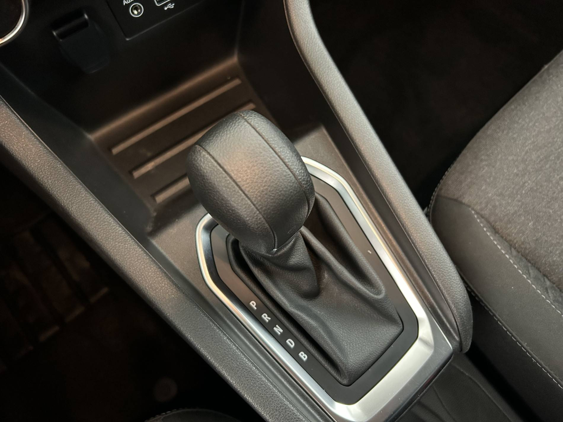 Vente en ligne Renault Clio 5 Clio E-Tech full hybrid 145 au prix de 17 490 €