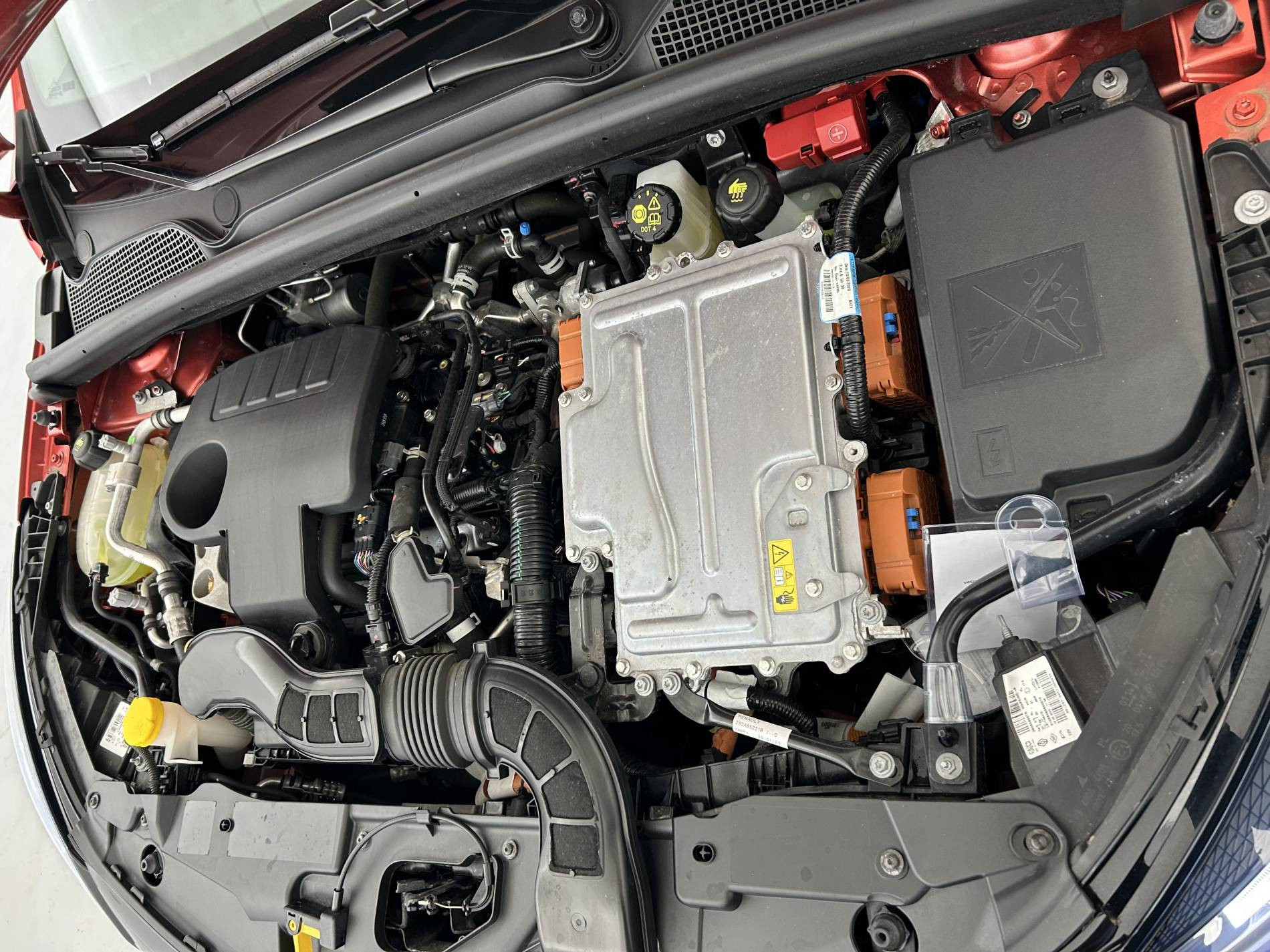 Vente en ligne Renault Clio 5 Clio E-Tech full hybrid 145 au prix de 17 490 €