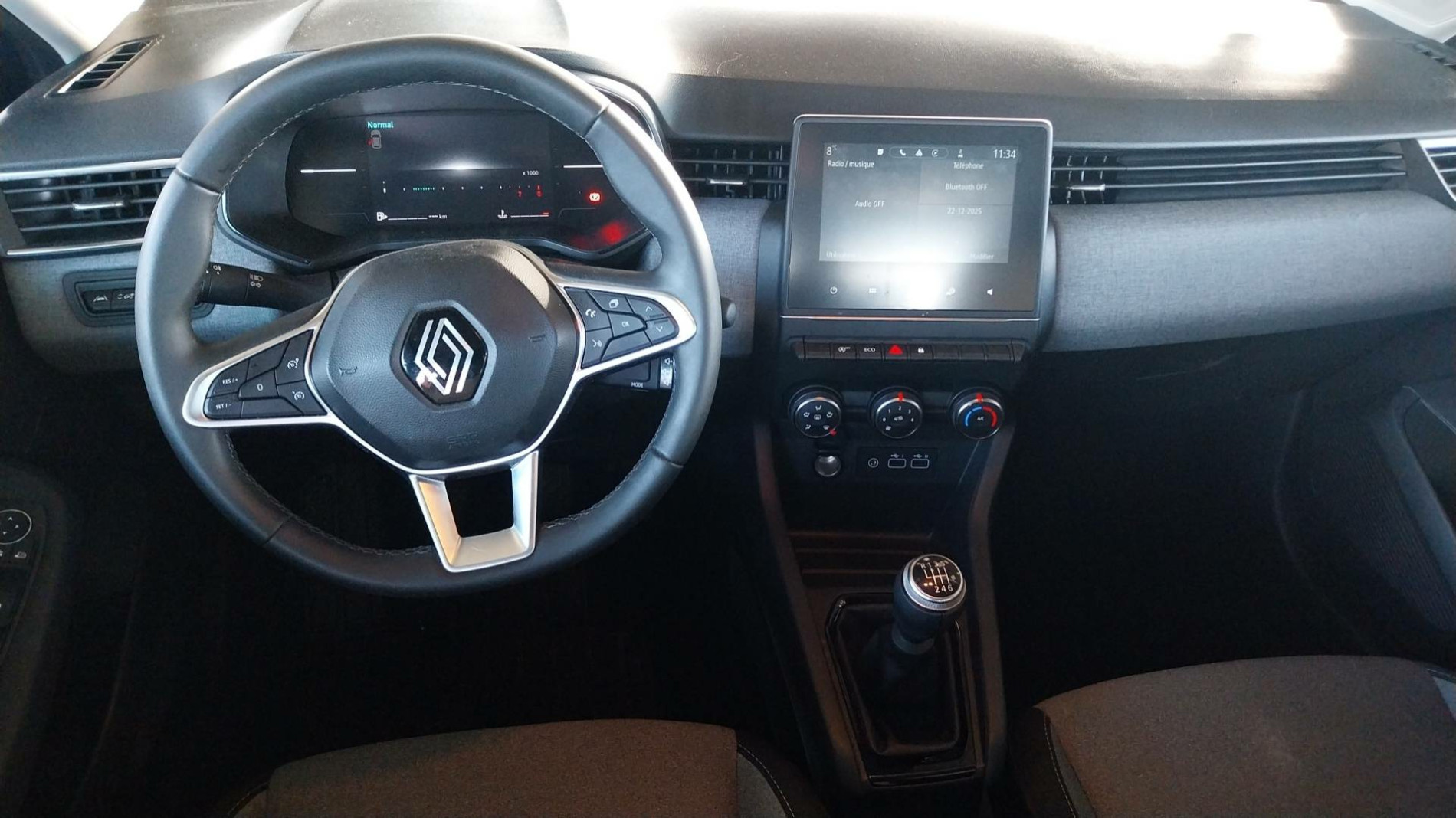 Vente en ligne Renault Clio 5 Clio TCe 90 au prix de 16 990 €