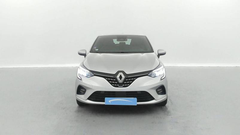 Vente en ligne Renault Clio 5 Clio E-Tech 140 au prix de 18 490 €