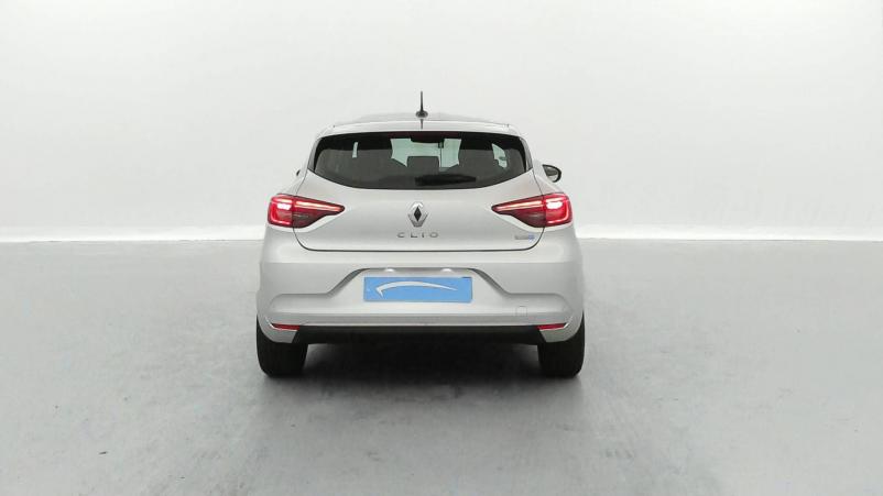 Vente en ligne Renault Clio 5 Clio E-Tech 140 au prix de 18 490 €