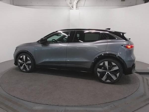 Vente en ligne Renault Megane E-Tech  220 ch autonomie confort AC7 GSR2 au prix de 40 900 €