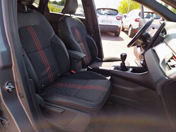 Vente en ligne Renault Captur  TCe 140 - 21B au prix de 18 590 €