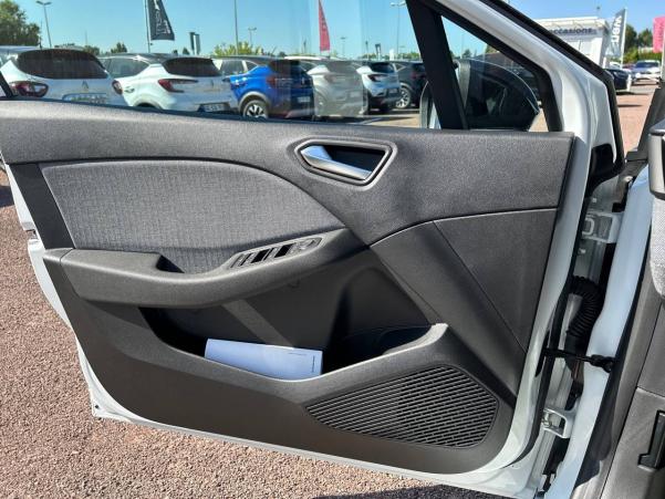 Vente en ligne Renault Clio 5 Clio TCe 90 au prix de 17 990 €