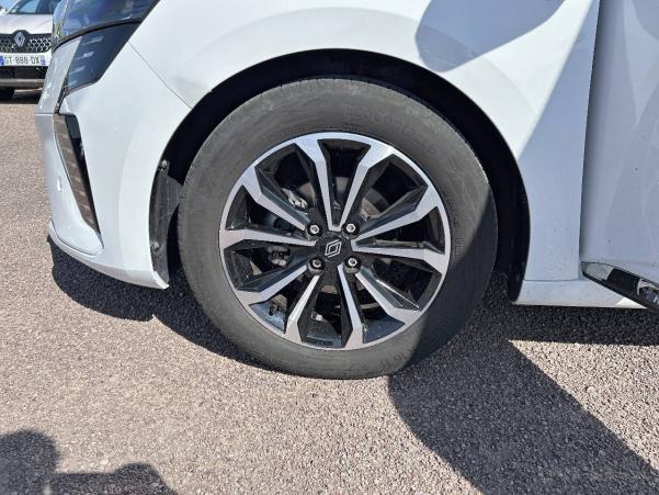 Vente en ligne Renault Clio 5 Clio TCe 90 au prix de 18 590 €