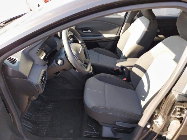 Vente en ligne Dacia Jogger  Hybrid 140 7 places au prix de 25 990 €
