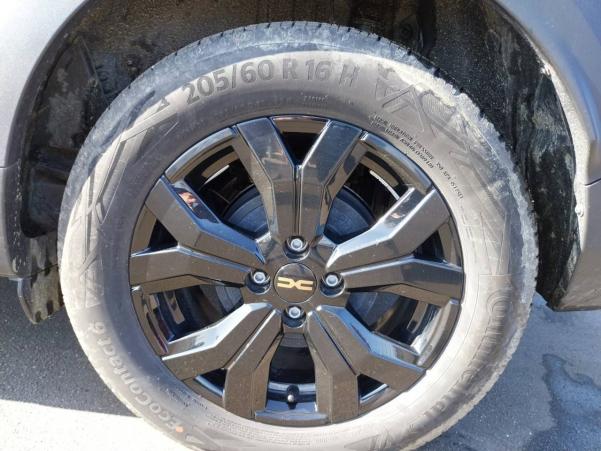 Vente en ligne Dacia Jogger  Hybrid 140 7 places au prix de 25 990 €