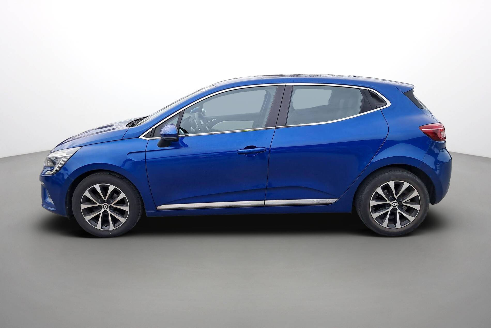 Vente en ligne Renault Clio 5 Clio TCe 90 - 21N au prix de 13 990 €